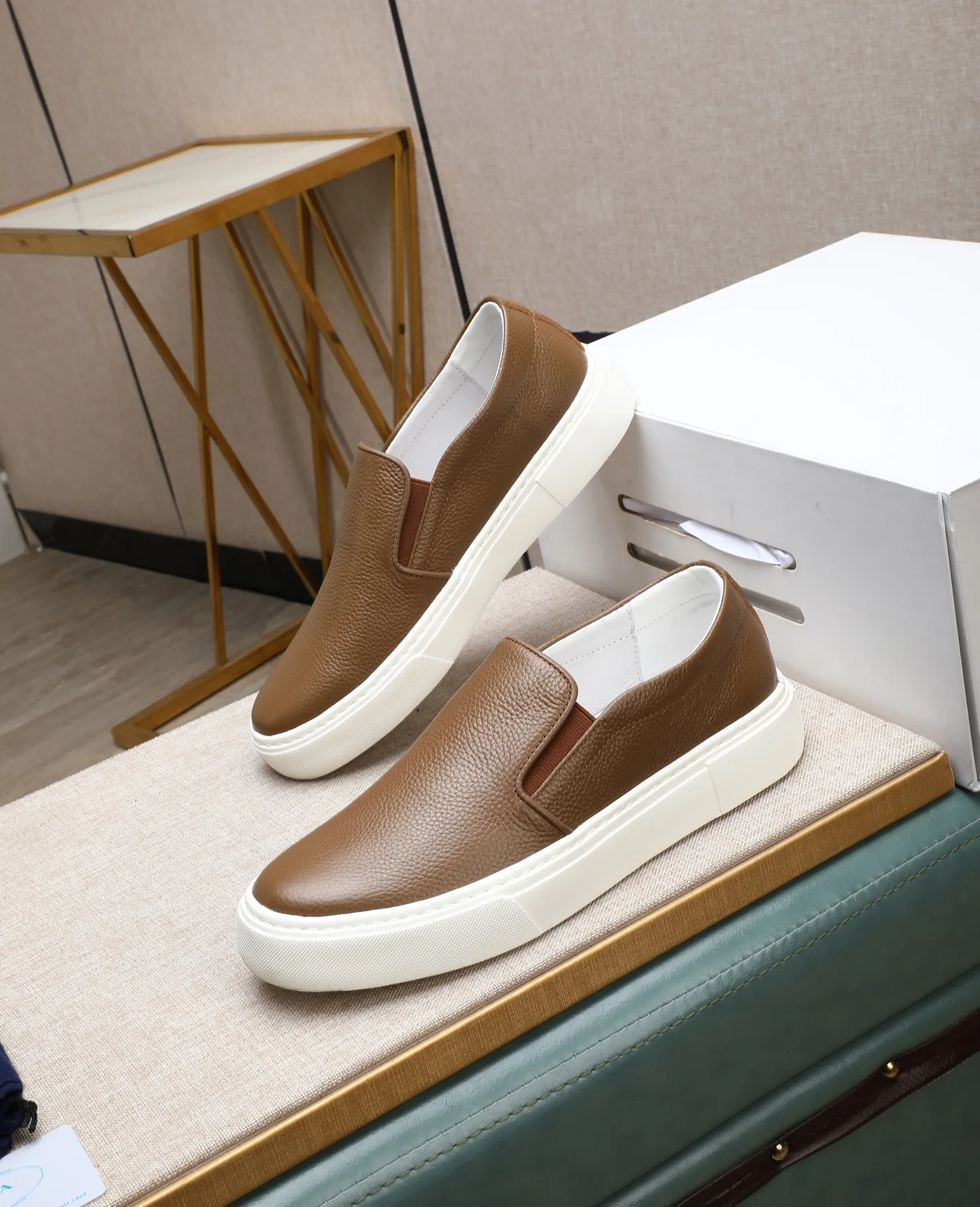 Men's men's shoes💰440🌹🌹[PRADA—Prada] latest model🙈original replica! 👟👟👟Available here. The workmanship is top-notch. The upper is made of Italian 🇮🇹Imported calfskin. ❗️Breathable genuine leather lining @Suitable for travel. The original version has an enlarged engraved sole, making it suitable for all kinds of travels, showing low-key luxury. Let quality speak for itself. Color: Size: 38-44